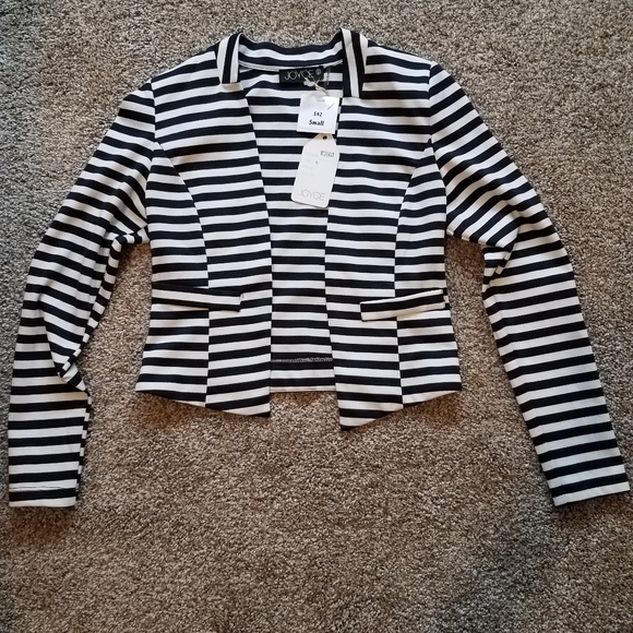 Joyce Leslie Jackets & Blazers - Stripped blazer